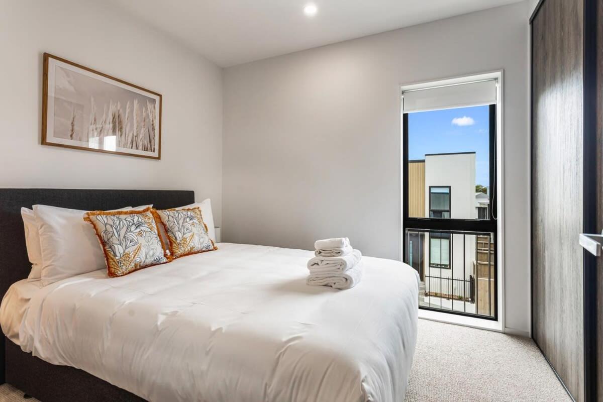 Fresh & Sleek Grey Lynn Unit With Private Patio Apartment โอ๊คแลนด์ ภายนอก รูปภาพ