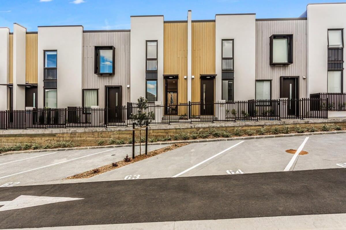 Fresh & Sleek Grey Lynn Unit With Private Patio Apartment โอ๊คแลนด์ ภายนอก รูปภาพ